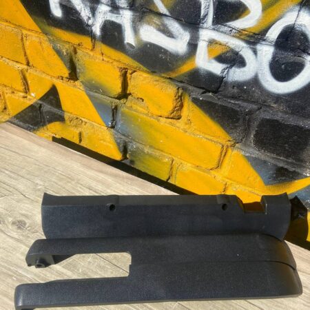 Комплект пластика на водительское сидение газель