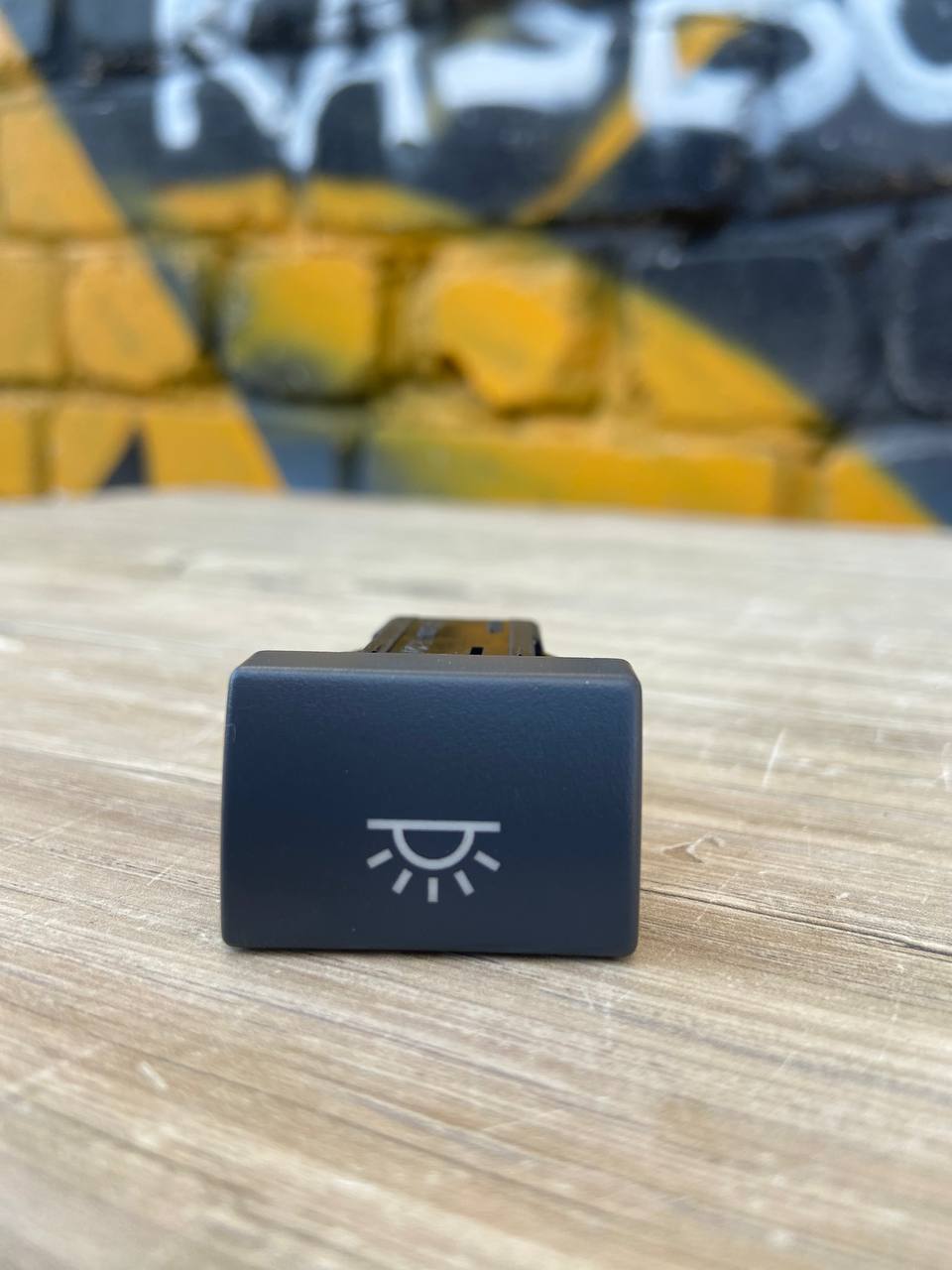 9af22e0b502f6064e53c65193903ac4e.jpg Кнопка панели Бизнес включение "света салона "