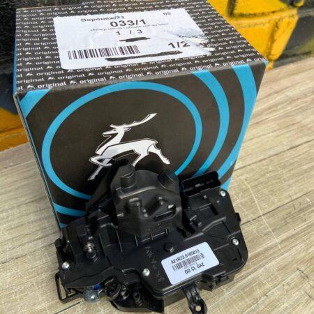 Замок двери Газель Некст водитель