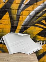 Крыло 3302 пластик (эконом) белое, левое