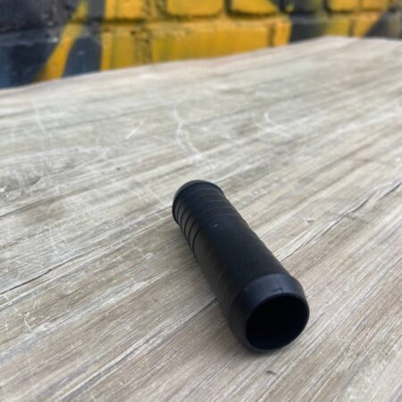 Соединитель патрубков отопителя пластик