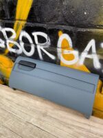 Крышка правого бардачка газель НО до 2009 года