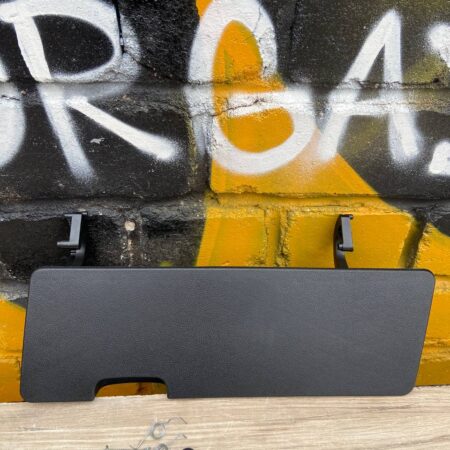 Крышка бардачка газель некст верхний правый с установочным комплектом