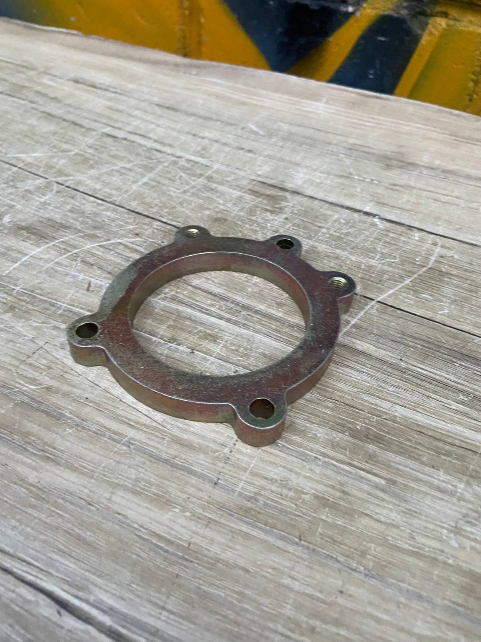 07ff697f4146c799d514daa5efcc60a8.jpg Проставка дроссельной заслонки 405 Е-3 на УМЗ
