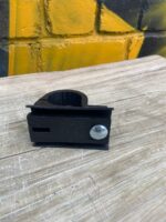 Кронштейн задней трубы пластик