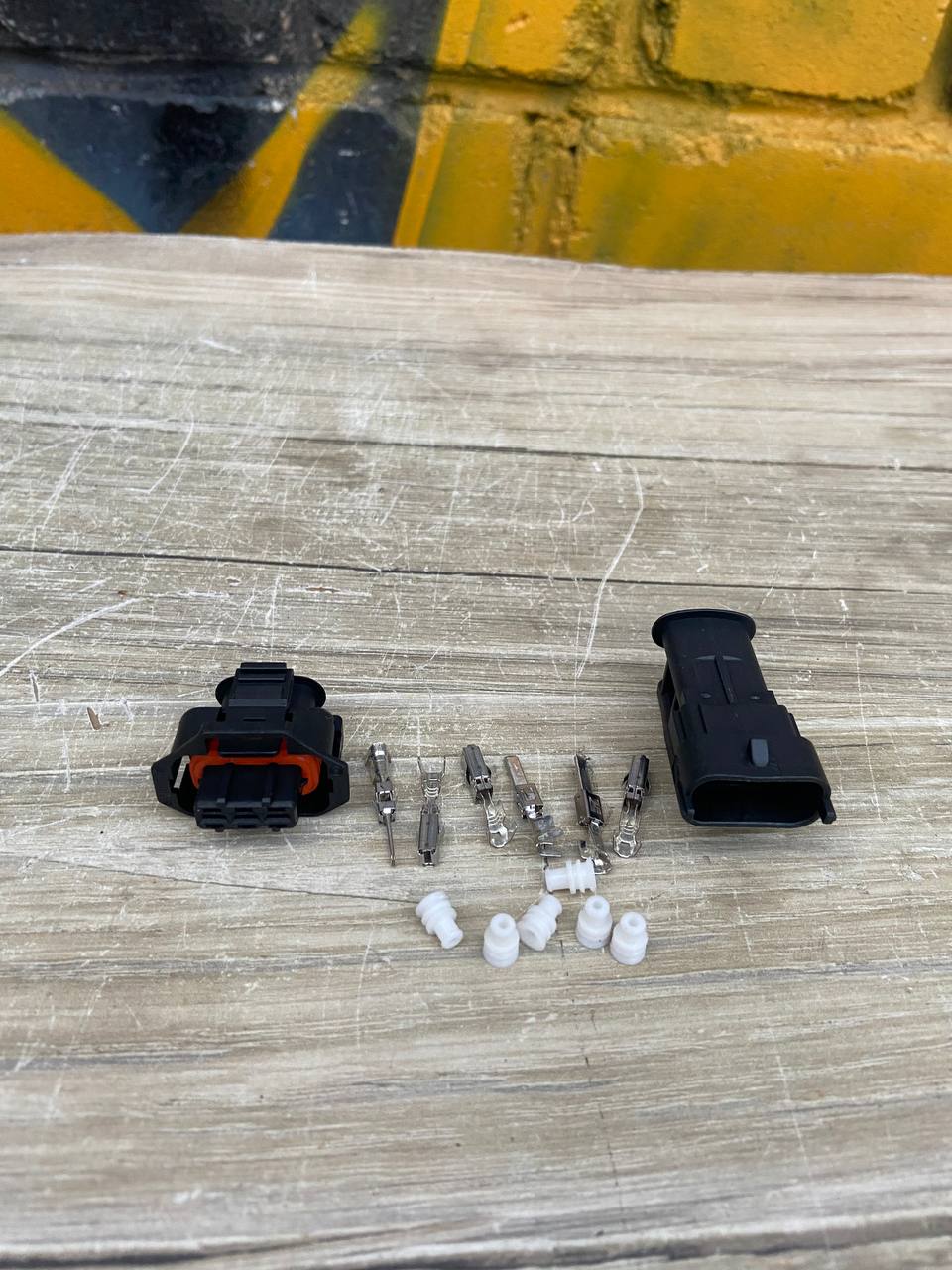 9e8c1c5b26e72d91ee6573cf8f6cee44.jpg Разъем датчика коленвала